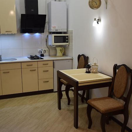 Near Citadel Apartment 2 リヴィウ 部屋 写真